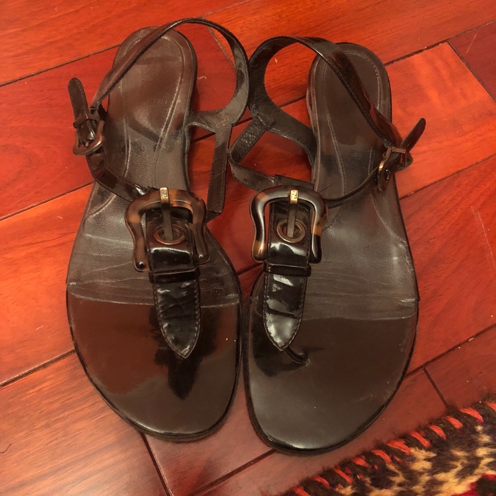 Fendi Flats
